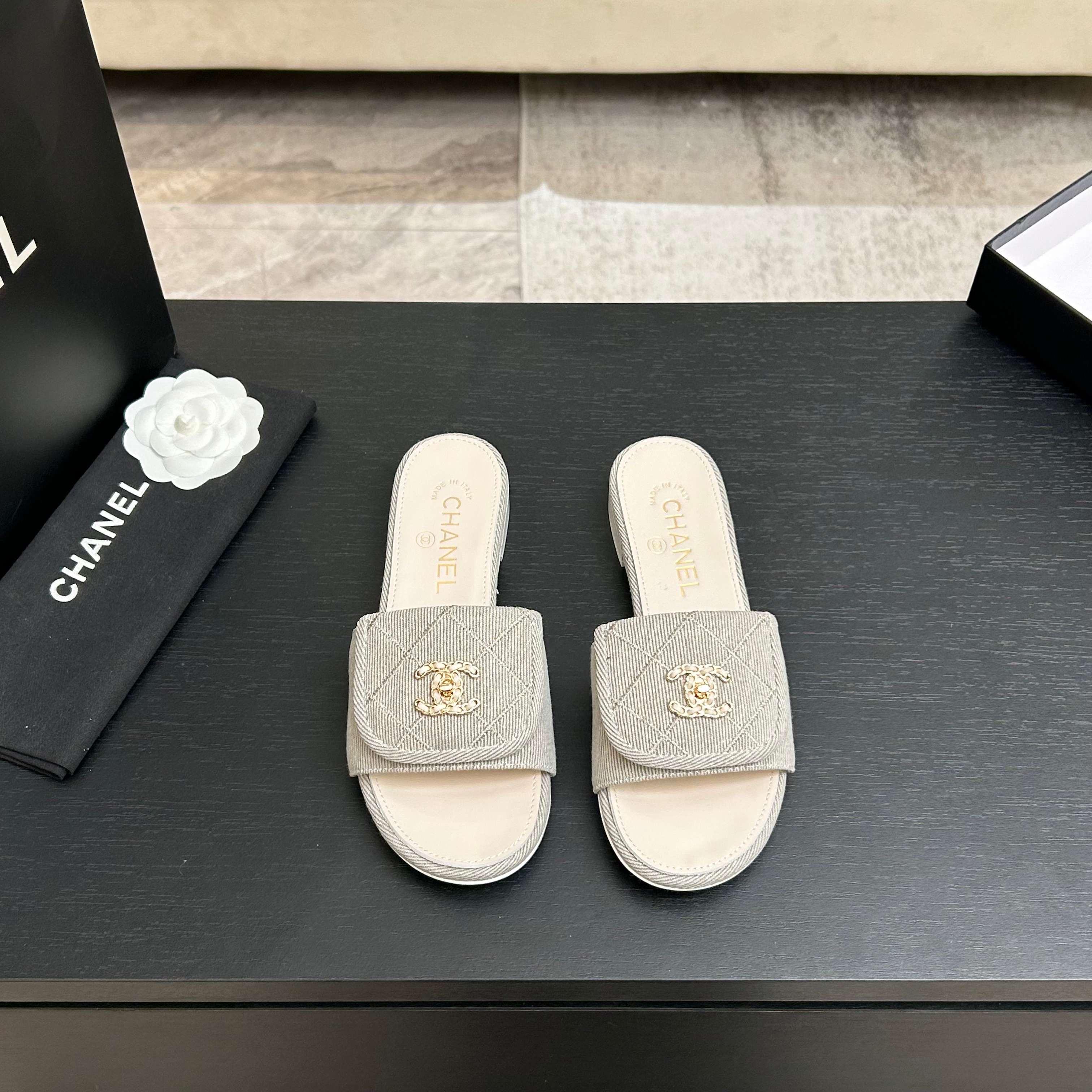 Chanel sz35-39 mnq0255